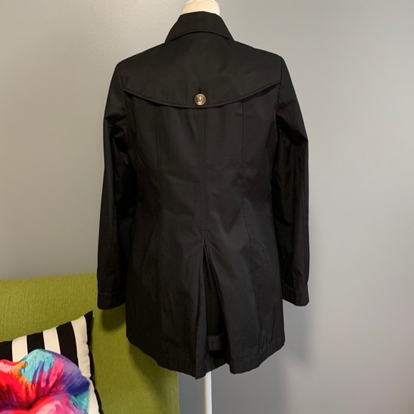 Gallery Classic Black Button Trench Coat - Picture 5 of 8